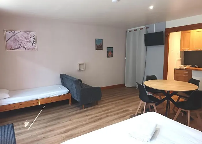 Grand En Montagne * Arlos